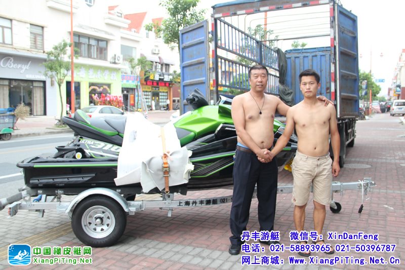 沈阳高先生 上海提艇 日本川崎(Kawasaki Jet Ski)310LX水上摩托艇配专用拖车